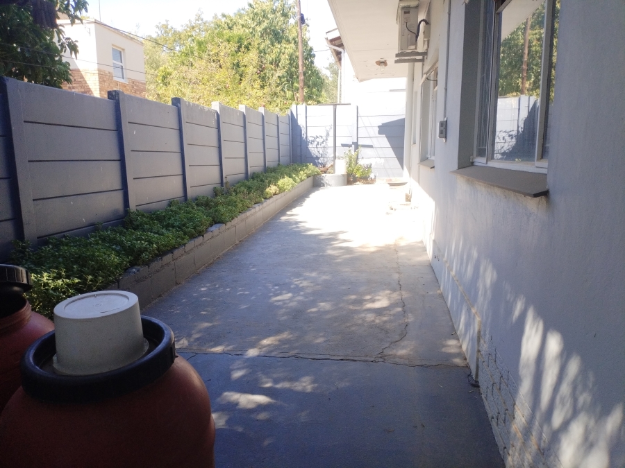 4 Bedroom Property for Sale in Amandelrug Western Cape